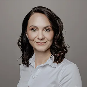 Dr. med. Renatte Schäfer, MHBA – Team der Hausarztpraxis Speichersdorf